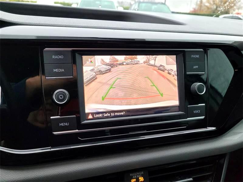 Volkswagen Taos S 2022