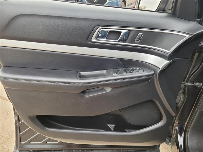 Ford Explorer XLT FWD 2016