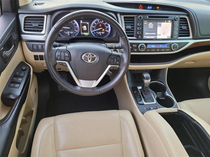 Toyota Highlander Limited FWD V6 2019
