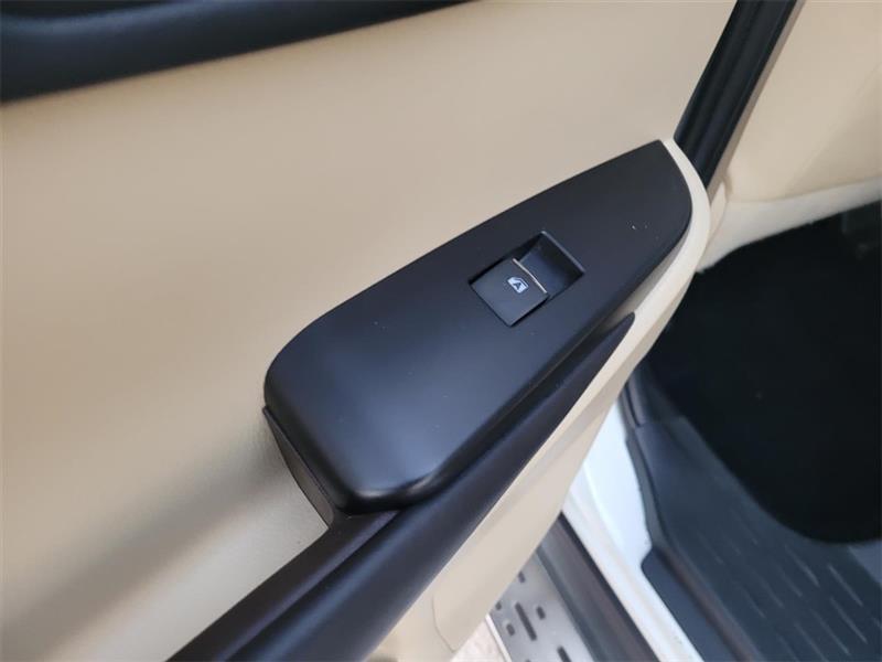 Toyota Highlander Limited FWD V6 2019