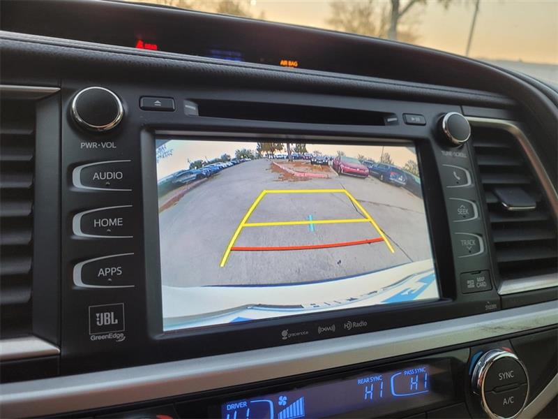 Toyota Highlander Limited FWD V6 2019