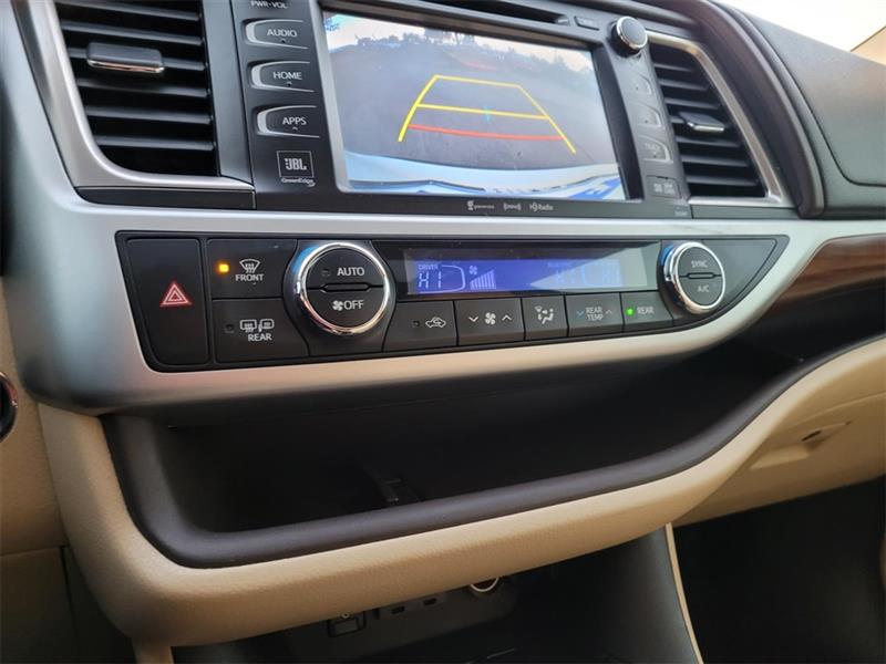 Toyota Highlander Limited FWD V6 2019