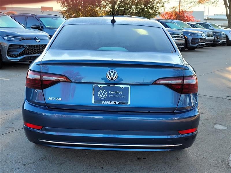 Volkswagen Jetta 1.4T S 8A 2021