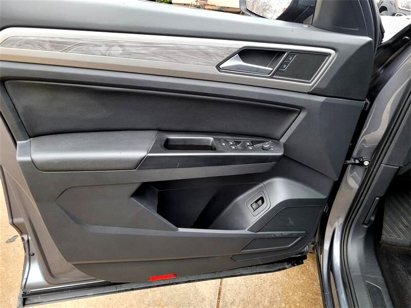 Volkswagen Atlas Cross Sport V6 SE w/Technology 4MOTION 2020