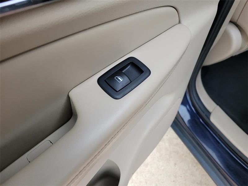 Jeep Grand Cherokee Limited 2WD 2013