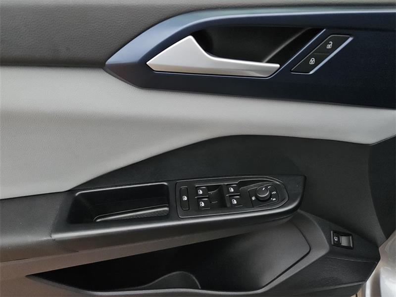 Volkswagen Taos SE 2023