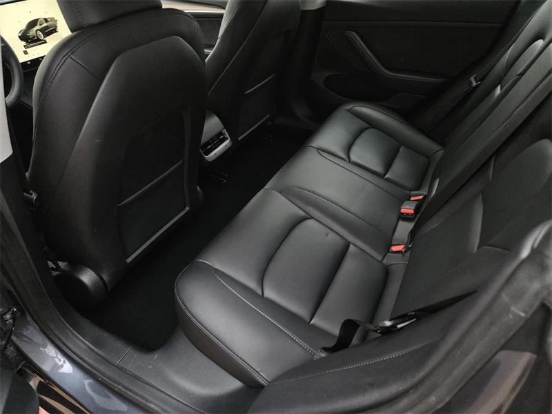 Tesla Model 3 Base 2023