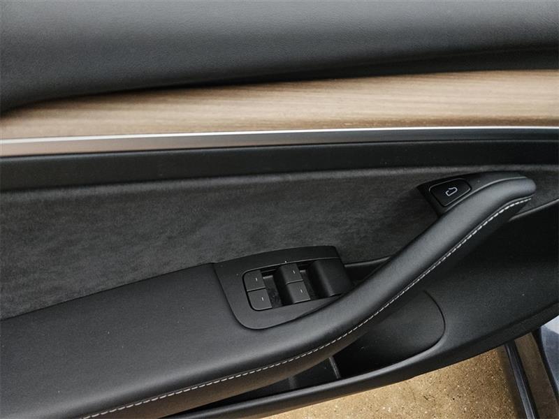 Tesla Model 3 Base 2023