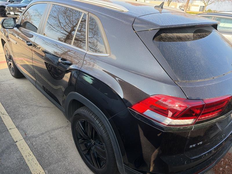 Volkswagen Atlas Cross Sport V6 SE w/Technology 2022