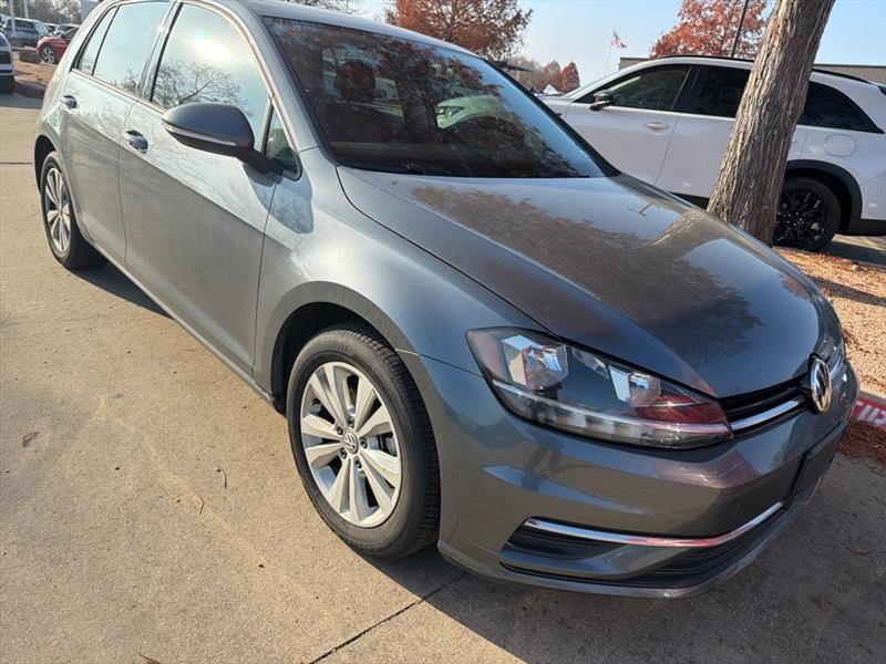 Volkswagen Golf TSI 8A 2021