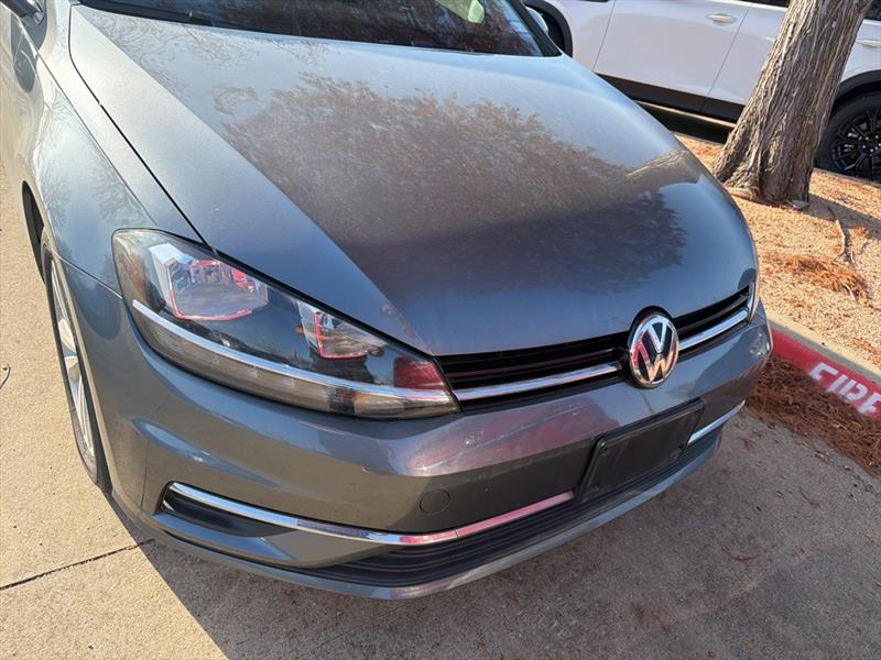 Volkswagen Golf TSI 8A 2021