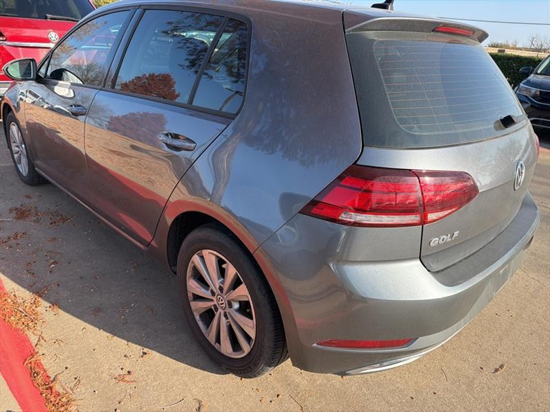 Volkswagen Golf TSI 8A 2021