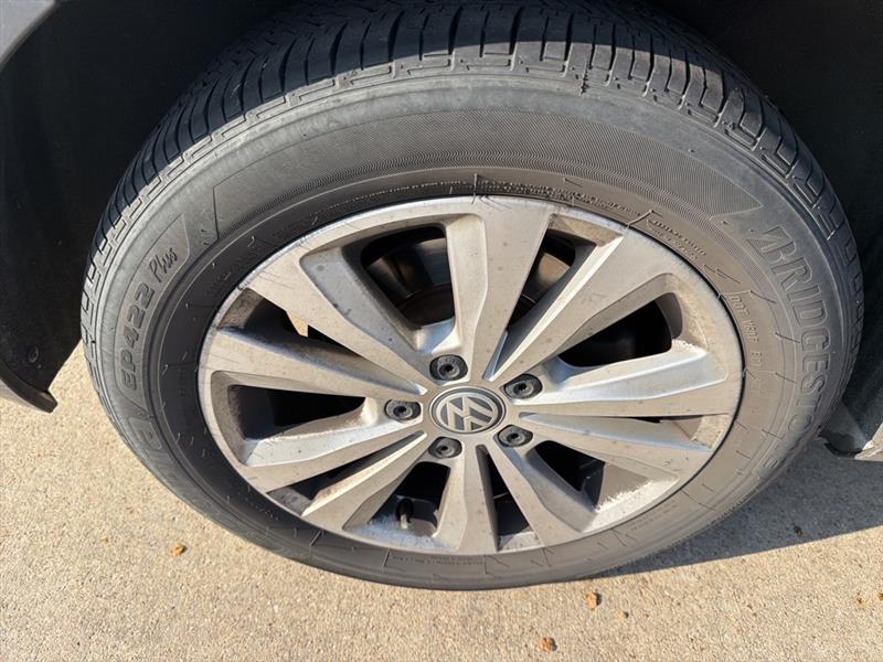 Volkswagen Golf TSI 8A 2021