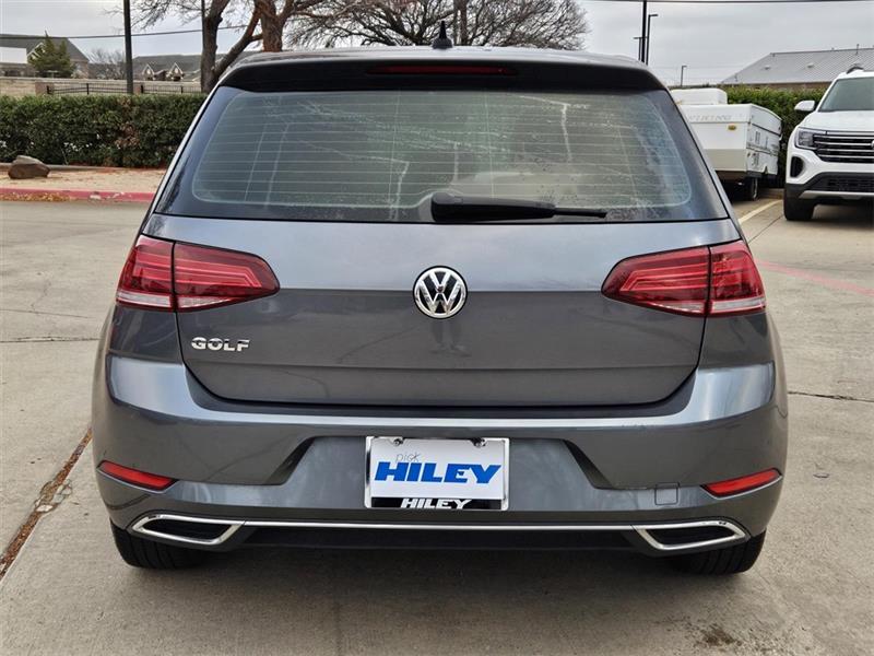 Volkswagen Golf TSI 8A 2021