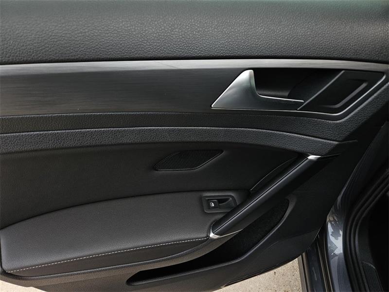 Volkswagen Golf TSI 8A 2021