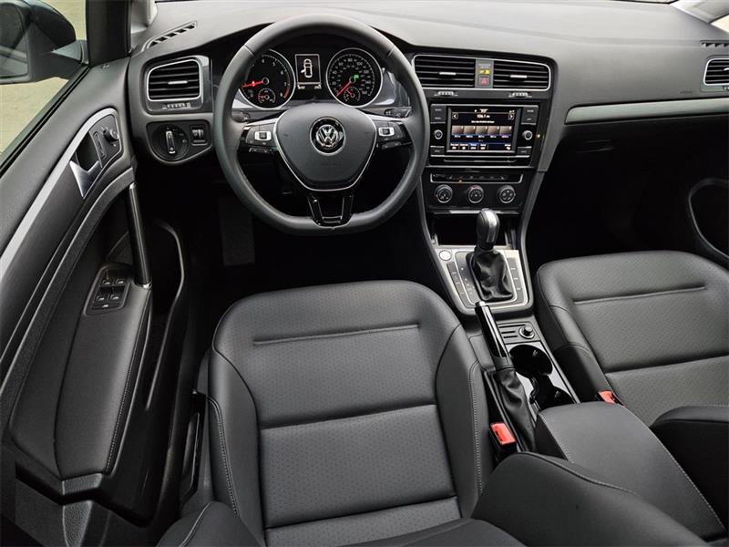 Volkswagen Golf TSI 8A 2021