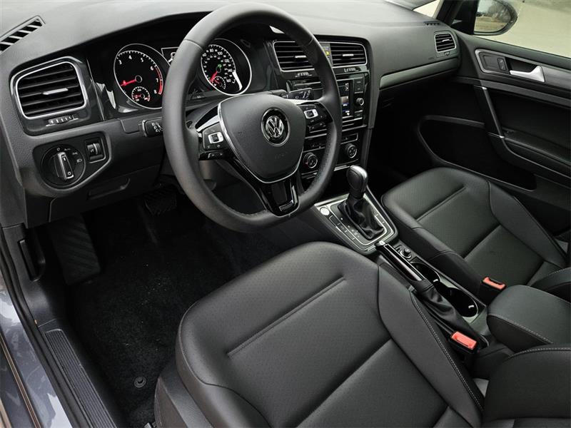 Volkswagen Golf TSI 8A 2021