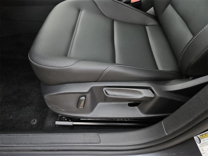 Volkswagen Golf TSI 8A 2021