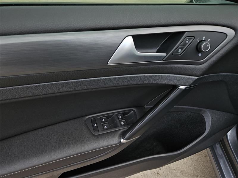 Volkswagen Golf TSI 8A 2021