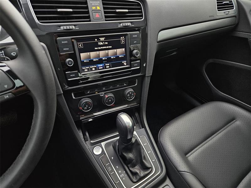 Volkswagen Golf TSI 8A 2021