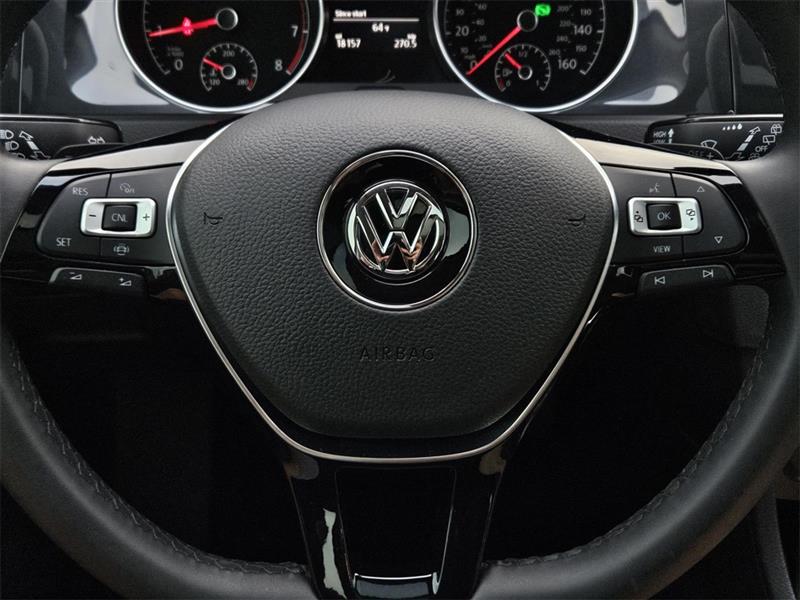 Volkswagen Golf TSI 8A 2021