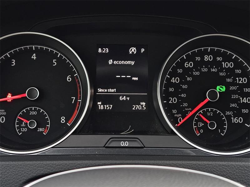 Volkswagen Golf TSI 8A 2021