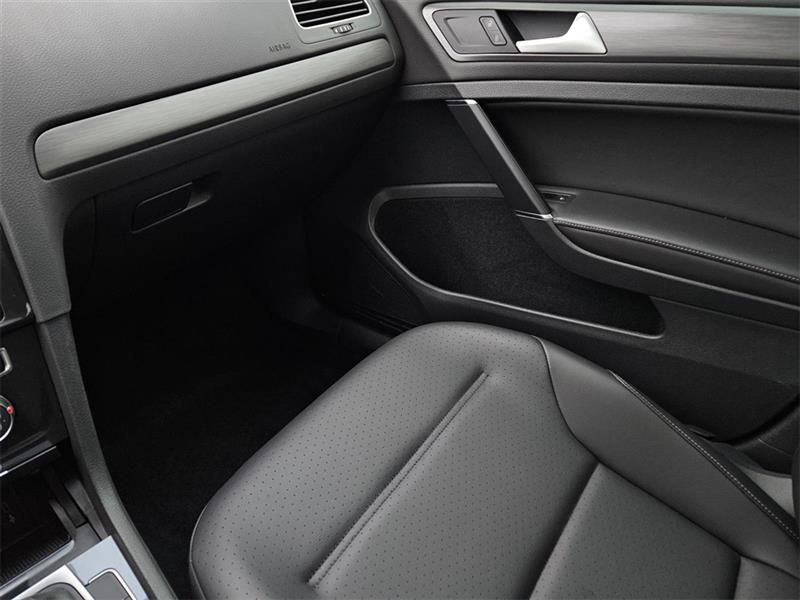 Volkswagen Golf TSI 8A 2021