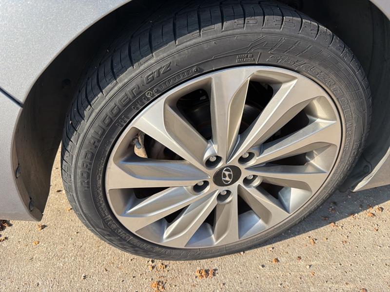 Hyundai Elantra SE 6AT 2016