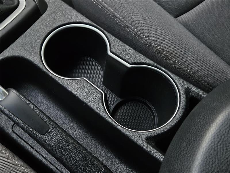 Hyundai Elantra SE 6AT 2016