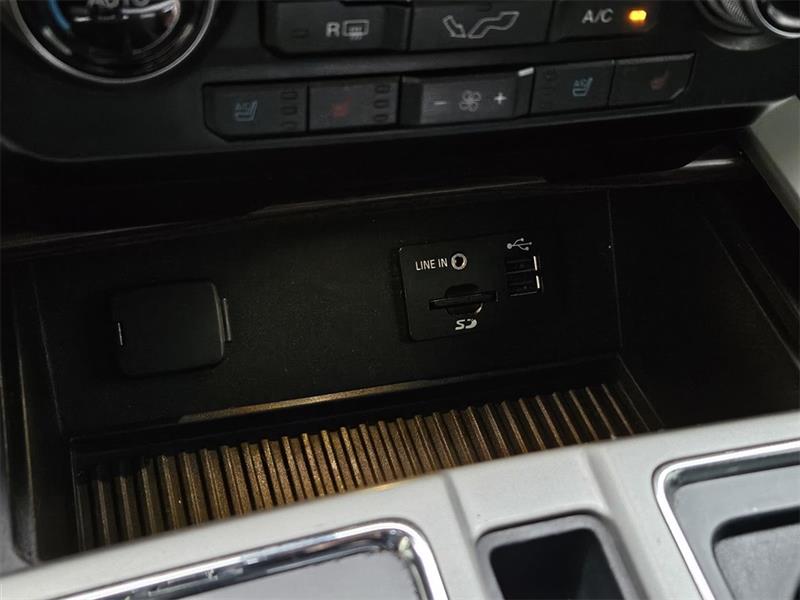 Ford F-150 XL SuperCrew 5.5-ft. Bed 4WD 2015