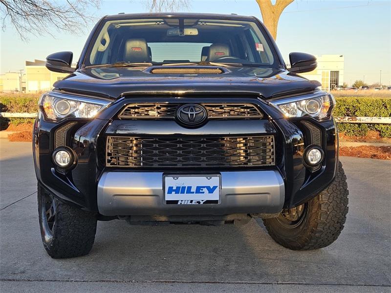 Toyota 4Runner SR5 4WD 2019
