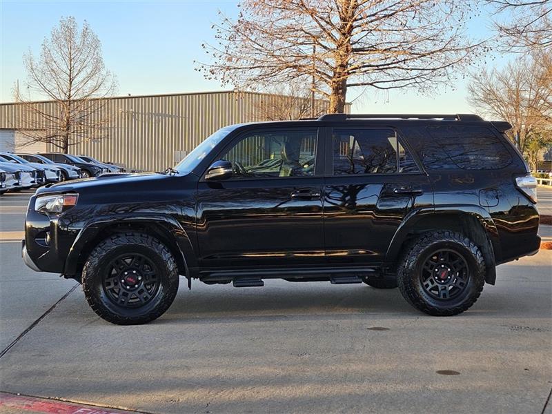 Toyota 4Runner SR5 4WD 2019