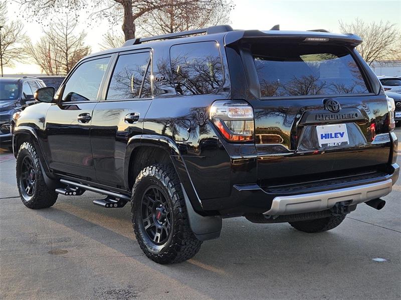 Toyota 4Runner SR5 4WD 2019