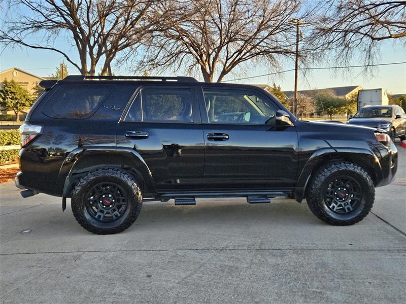 Toyota 4Runner SR5 4WD 2019