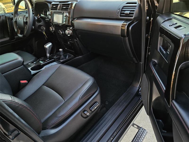 Toyota 4Runner SR5 4WD 2019