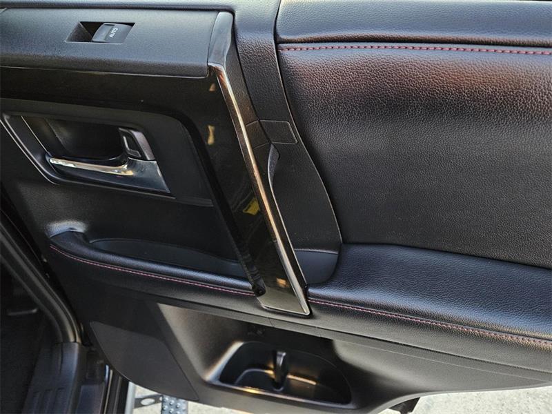 Toyota 4Runner SR5 4WD 2019