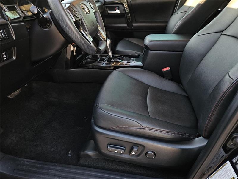 Toyota 4Runner SR5 4WD 2019