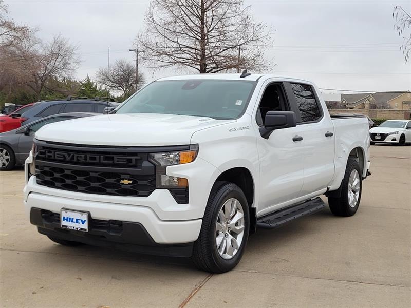 Chevrolet Silverado 1500 Custom Crew Cab 2WD 2024