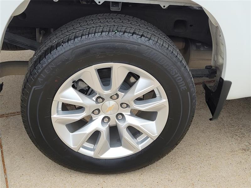 Chevrolet Silverado 1500 Custom Crew Cab 2WD 2024