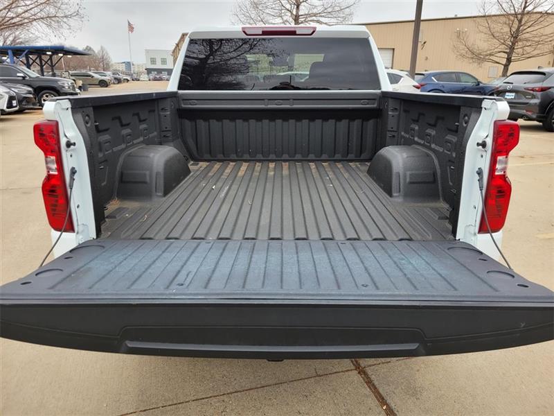 Chevrolet Silverado 1500 Custom Crew Cab 2WD 2024