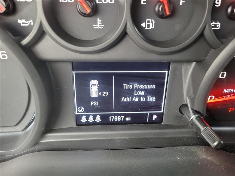 Chevrolet Silverado 1500 Custom Crew Cab 2WD 2024