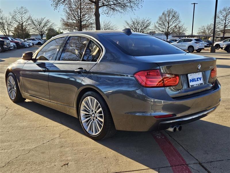 BMW 3-Series 328i Sedan 2013