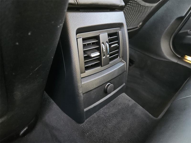 BMW 3-Series 328i Sedan 2013