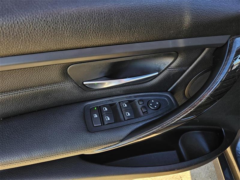 BMW 3-Series 328i Sedan 2013