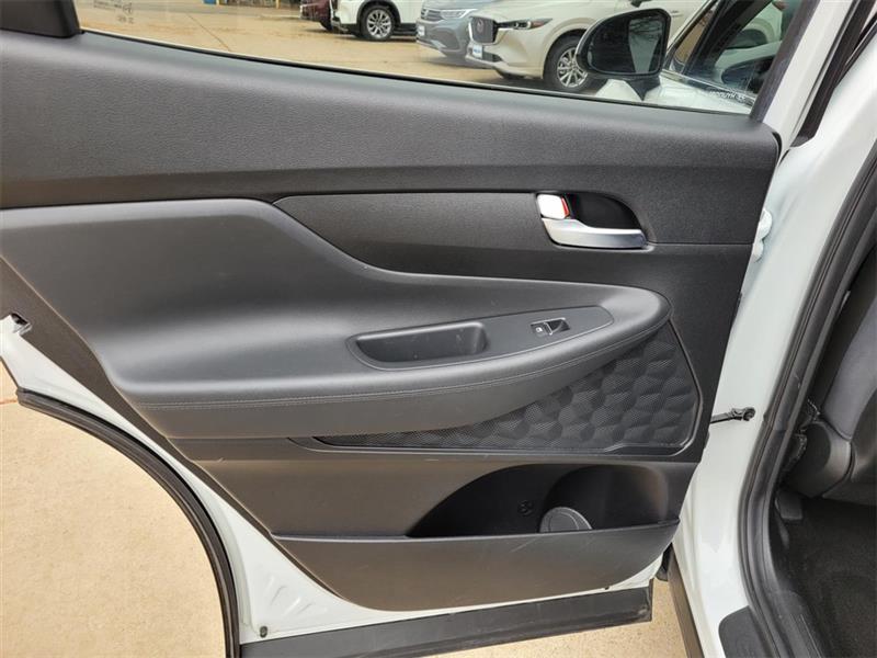 Hyundai Santa Fe SEL 2022