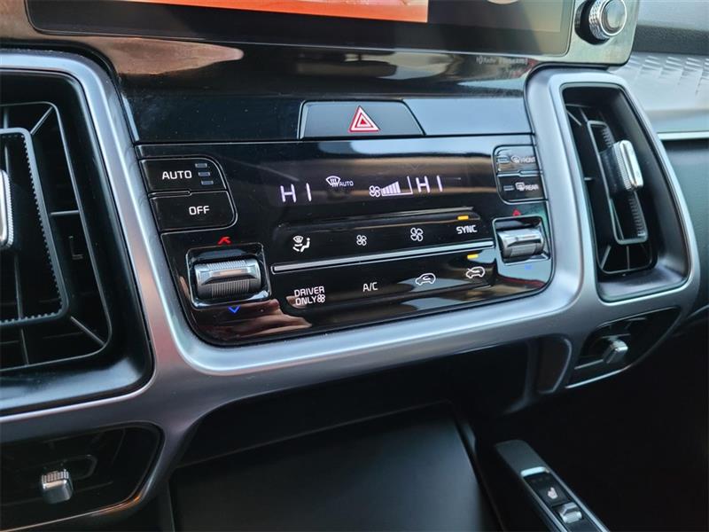 Kia Sorento Hybrid EX 2023