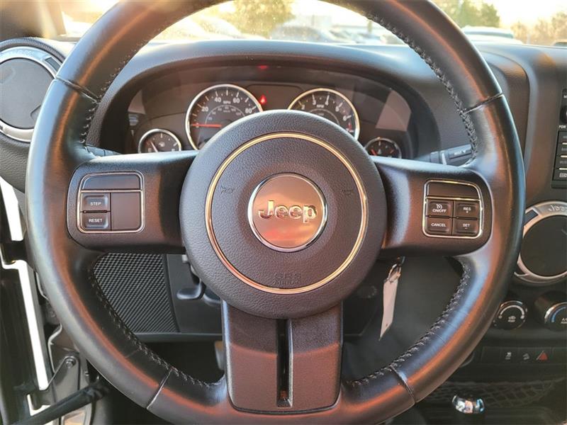 Jeep Wrangler Unlimited Sahara 4WD 2017