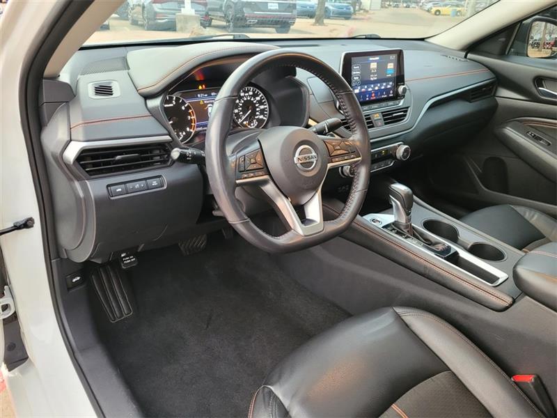 Nissan Altima 2.5 SR 2022