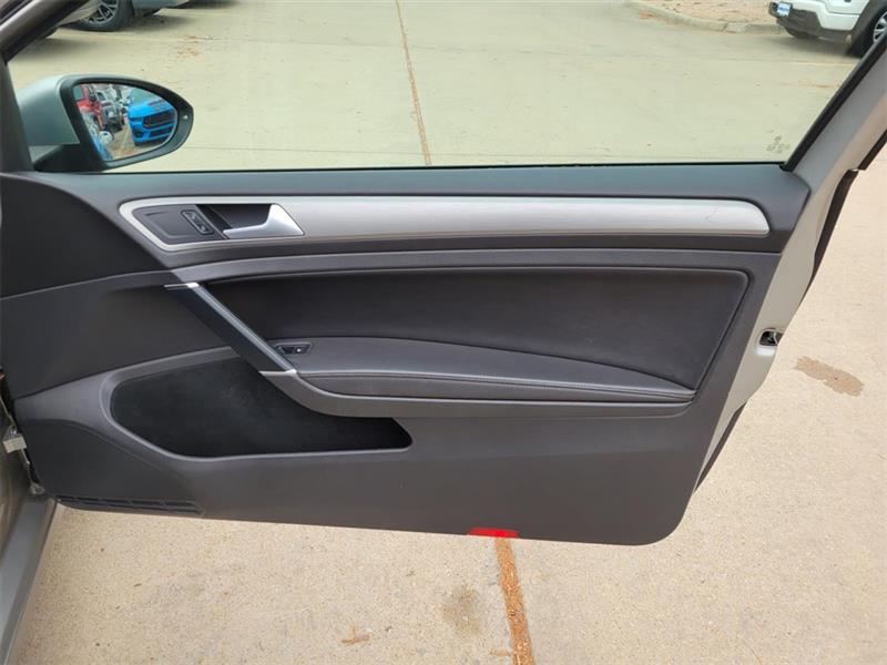 Volkswagen Golf TSI S 5M 2015