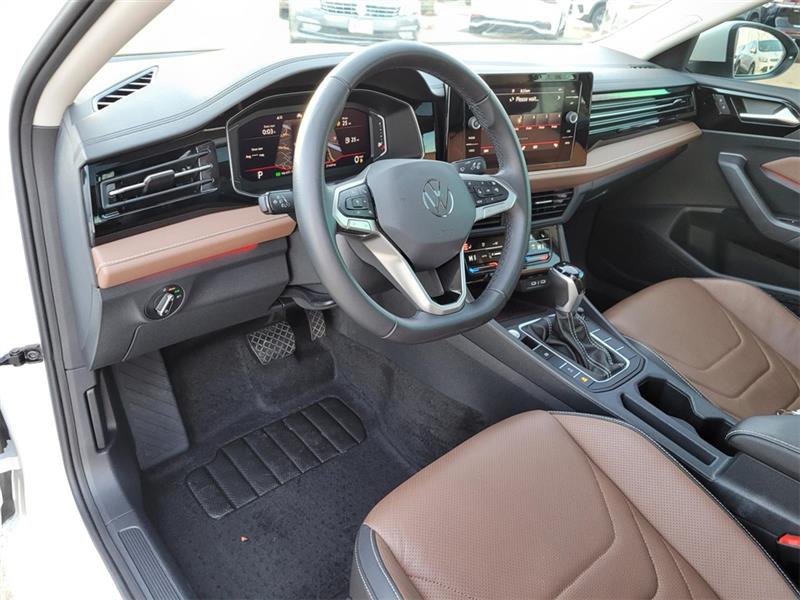 Volkswagen Jetta SEL 2025